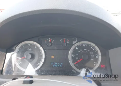 2009 Ford Escape Xls z USA, uszkodzony, nr VIN 1FMCU92709KC33373